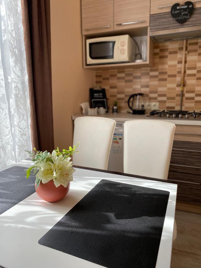Opera House Apartment Lviv Ngoại thất bức ảnh