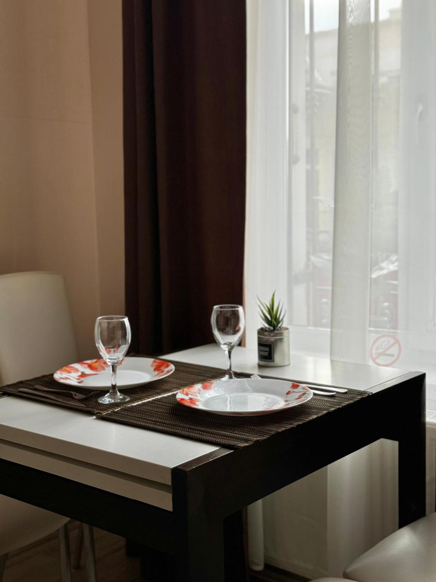 Opera House Apartment Lviv Ngoại thất bức ảnh